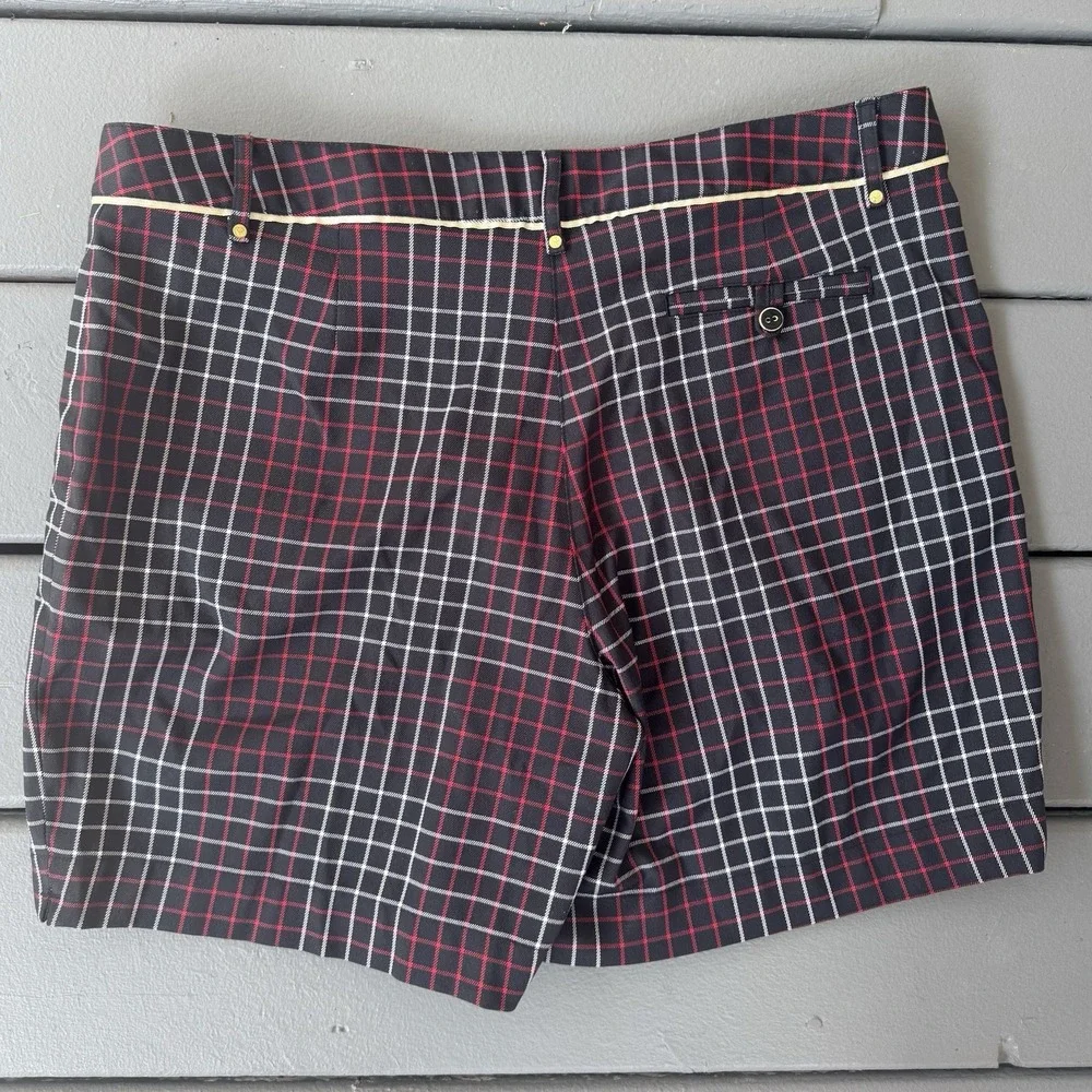 Lady Hagen Twilight Golf Shorts Women's Size 12 Black‎ Red Plaid Preppy Sporty
